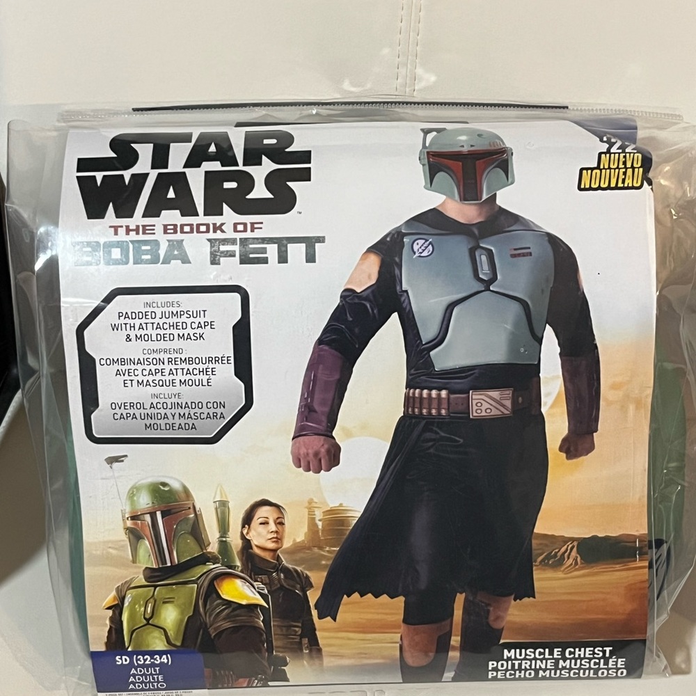 Brand new jazzwares 
adult size 32 to 34 Boba Fett costume everything included